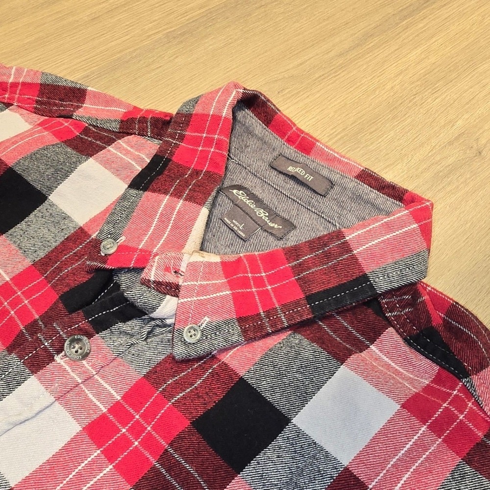 Eddie Bauer Mens Button Down Long Sleeve Flannel Shirt Large‎ Plaid Relaxed Fit